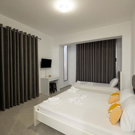 Vila Amare Sarandë 외부 사진